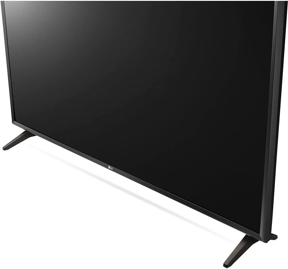 LG E6LG32LM577BPUA 32" HD Smart TV Bundle