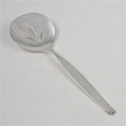 Community Silver Sands Silverplate Tomato/Flat Server — main product image