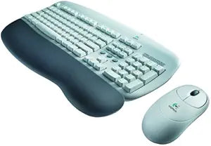 Logitech 967089-0403 Cordless Freedom Keyboard Mouse Combo