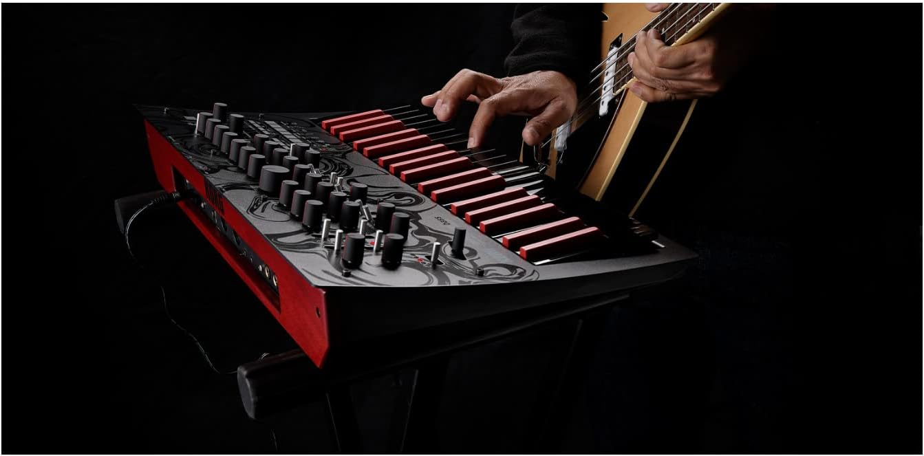 Korg MINILOGUE BA miniloguebass Analog Synthesizer