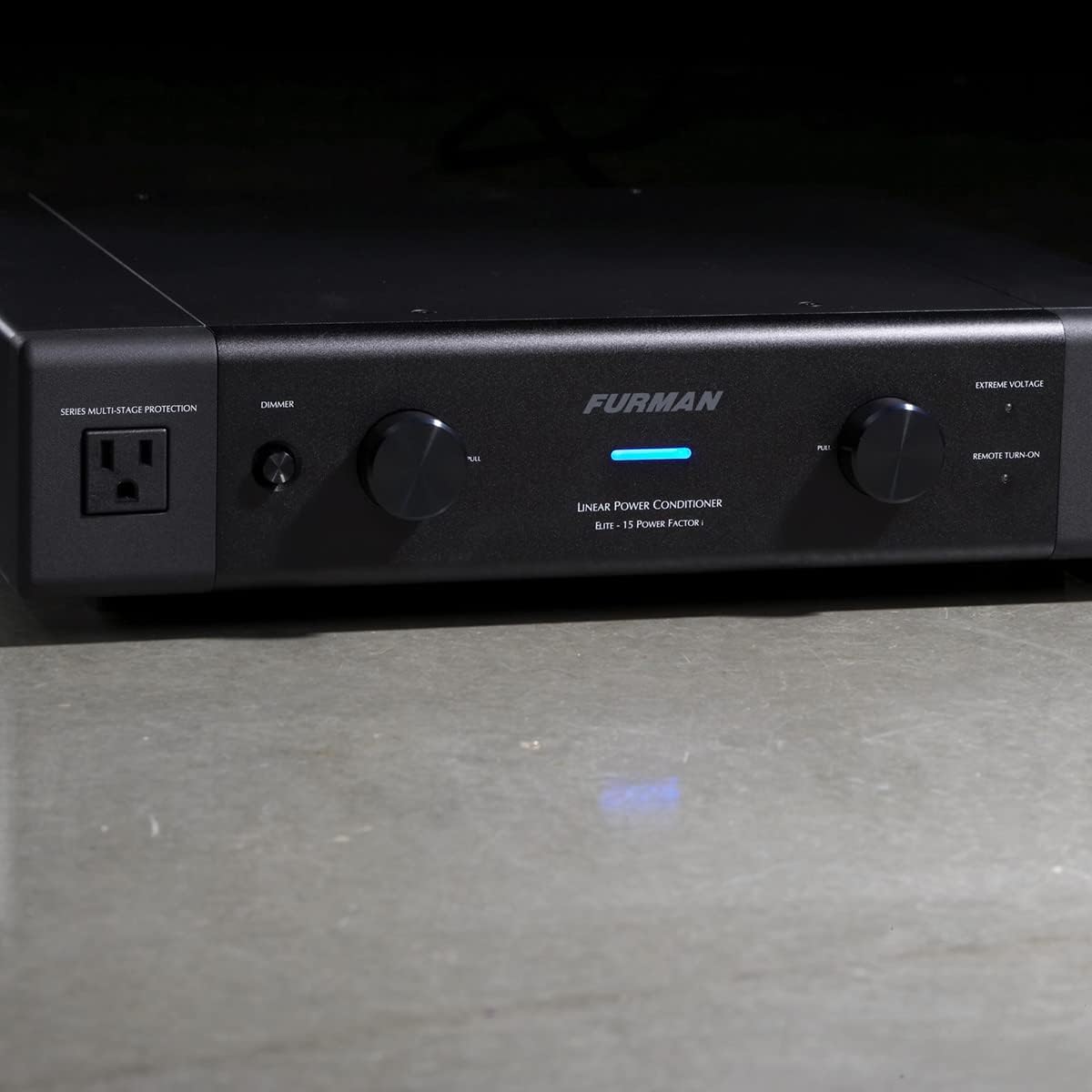Furman Elite-15 PF i 13-Outlet Power Conditioner