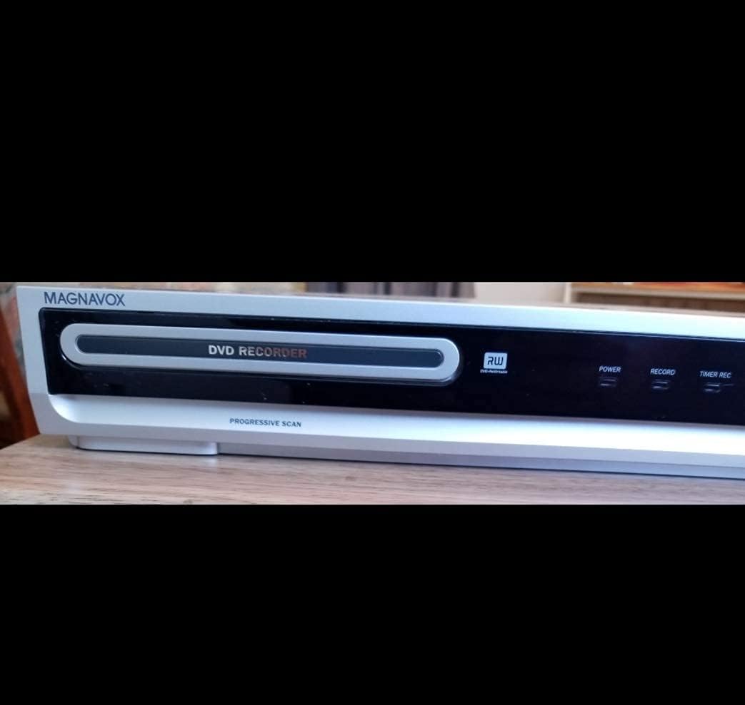 Magnavox MWR10D6 DVD Recorder Renewed