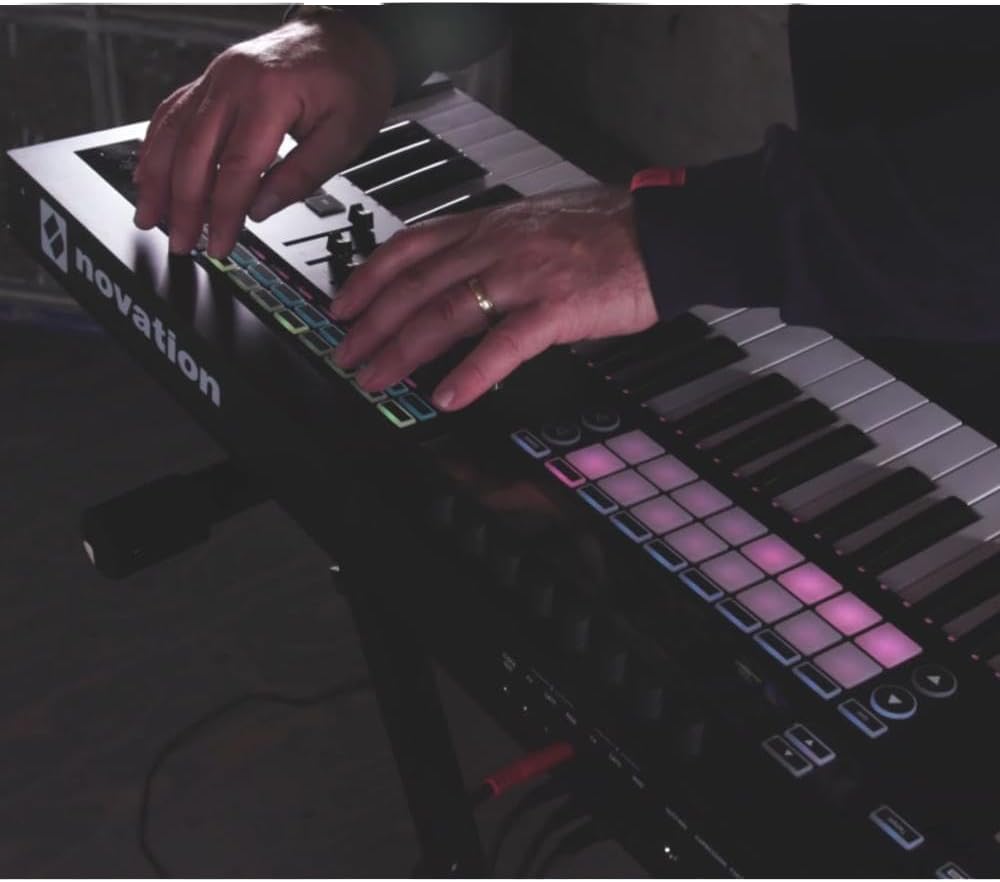 Novation AMS-SL61-MK3 61-Key MIDI Keyboard Controller