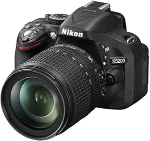 Nikon VBA350K008 D5200 Kit + AF-S DX 18-140 VR
