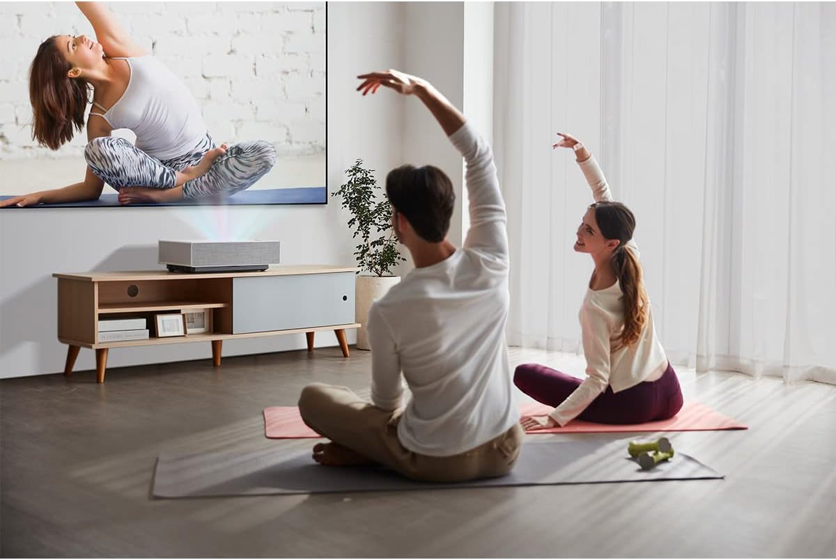 LG HU715QW CineBeam UHD 4K Ultra Short Throw Projector