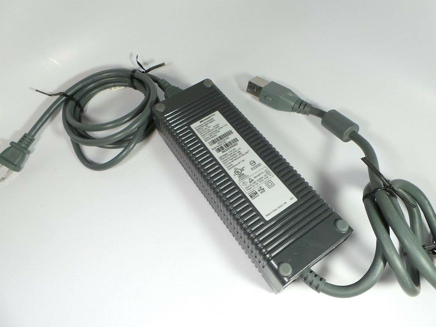 Microsoft X360PS-203-1 Xbox 360 203W AC Adapter