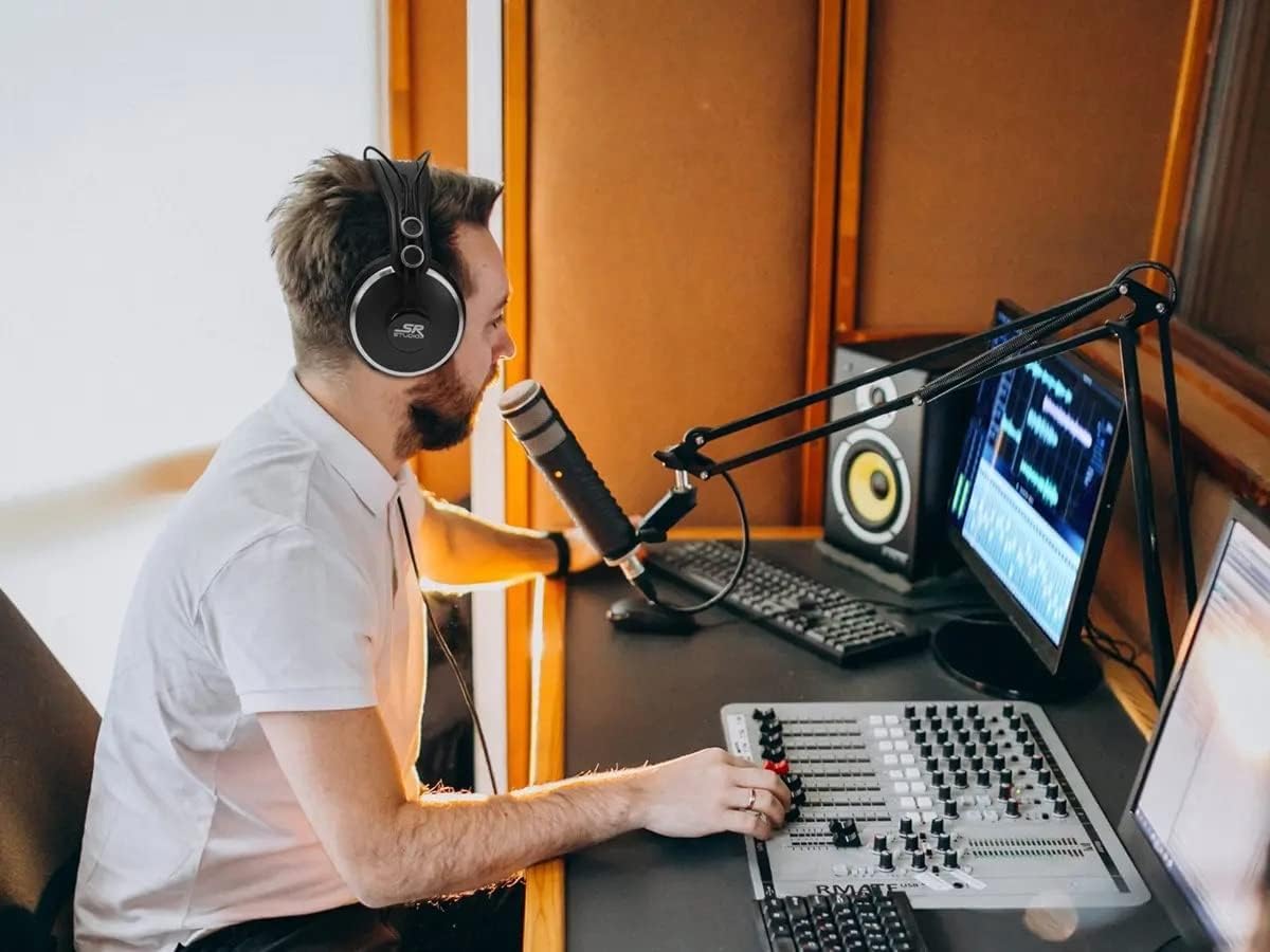 Monoprice 600070 SR Studio Pro Monitoring Headphones