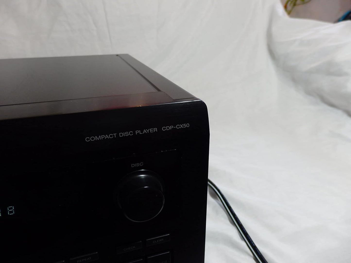 Sony CDP-CX50 50 Compact Disc CD Player (Renewed)