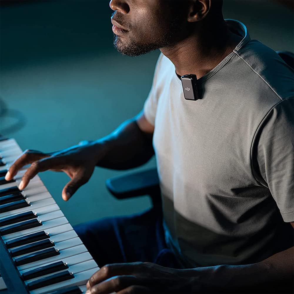 DJI E1DJIMIC Wireless Microphone System Audio Recorder Bundle