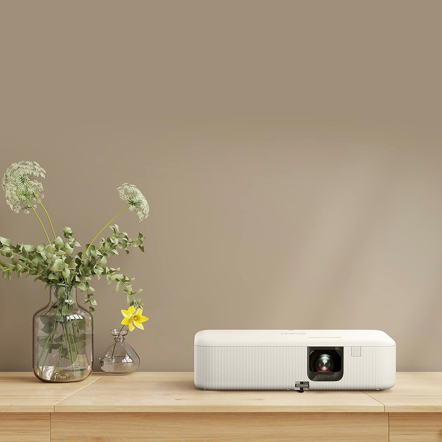 Epson V11HA85020 EpiqVision Flex Smart Portable Projector