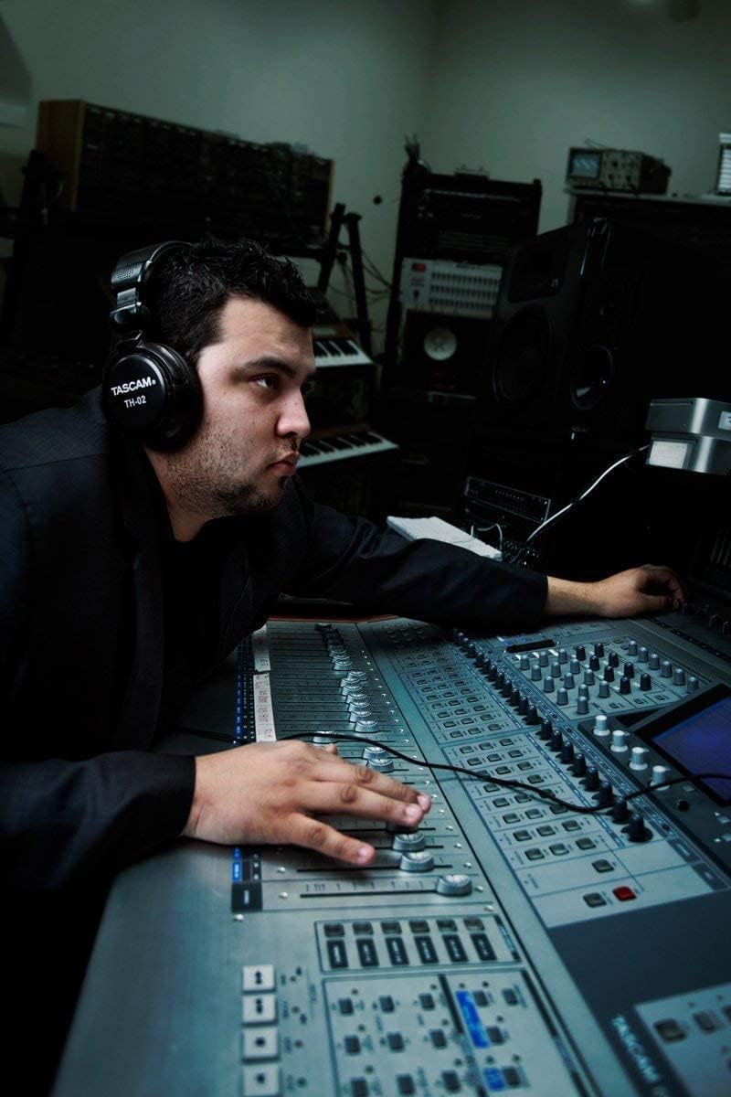 Tascam TH02 Studio Monitor Headphones Recording/Podcast