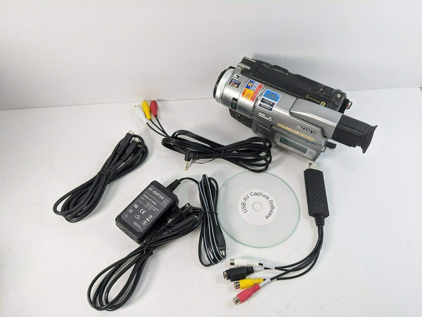 Sony DCR-TRV 8mm Digital8 Hi8 Camcorder - USB & DVD Transfer