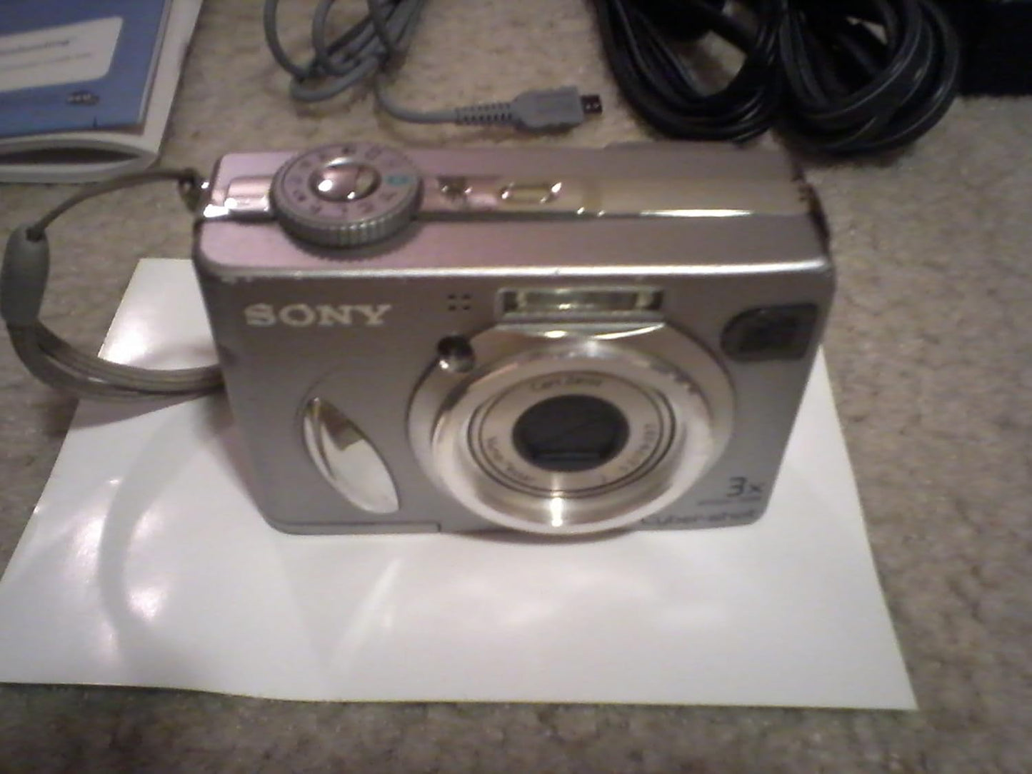 Sony DSC-W5 5.1MP Cyber-shot Digital Camera