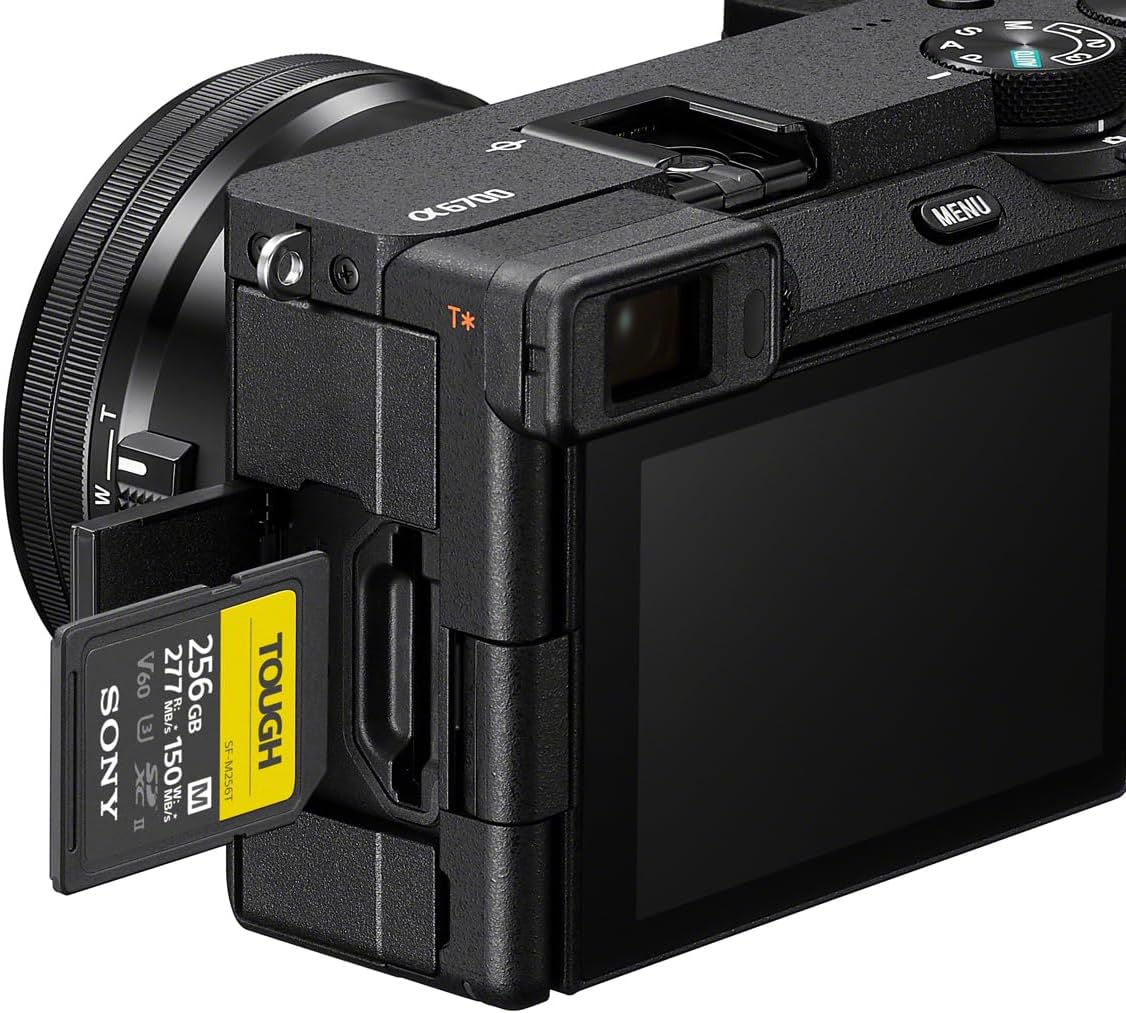 Sony ILCE6700M/B Alpha 6700 APS-C Camera 18-135mm Lens Kit