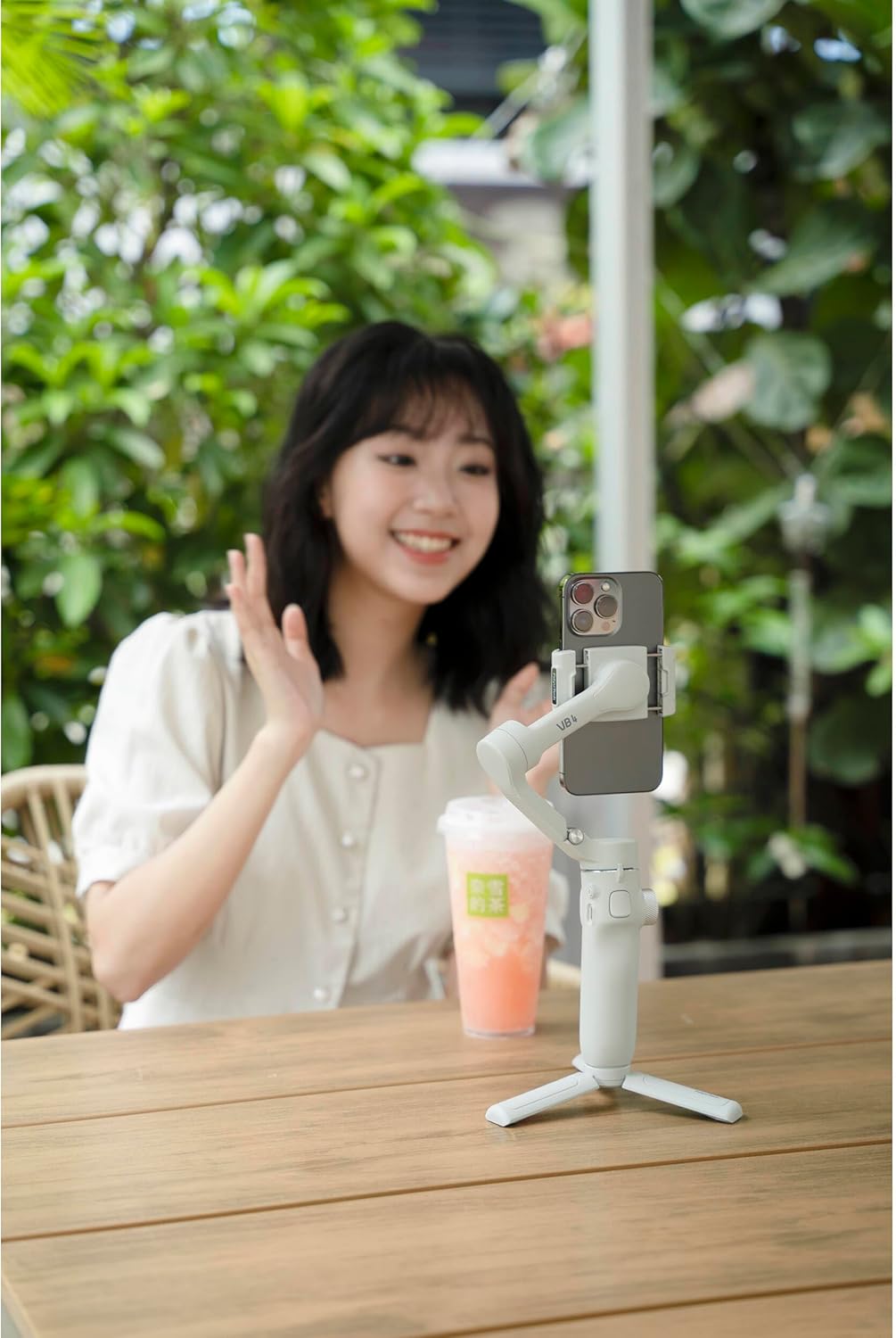 FeiyuTech US-V04-IM-BLE VB4 AI Smartphone Gimbal Stabilizer