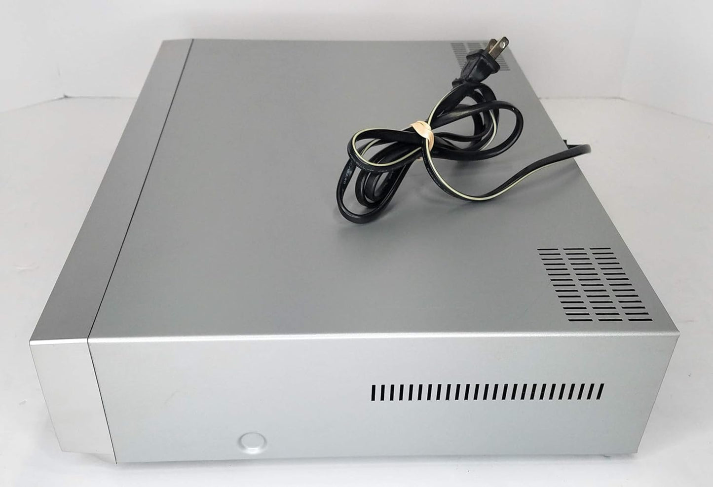 Sony SLV-D100 DVD/VCR Combo Player