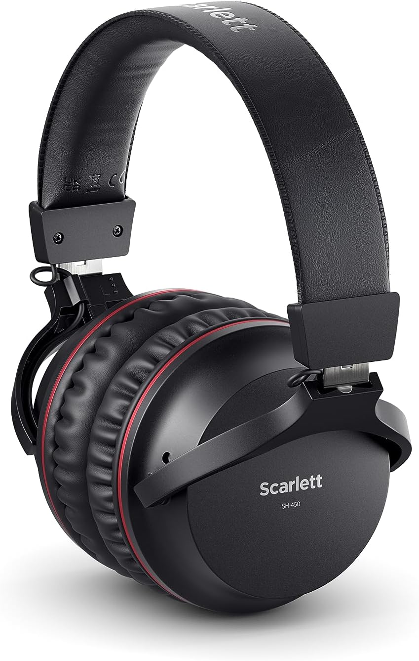Focusrite Scarlett Solo Studio 4th Gen Recording Kit