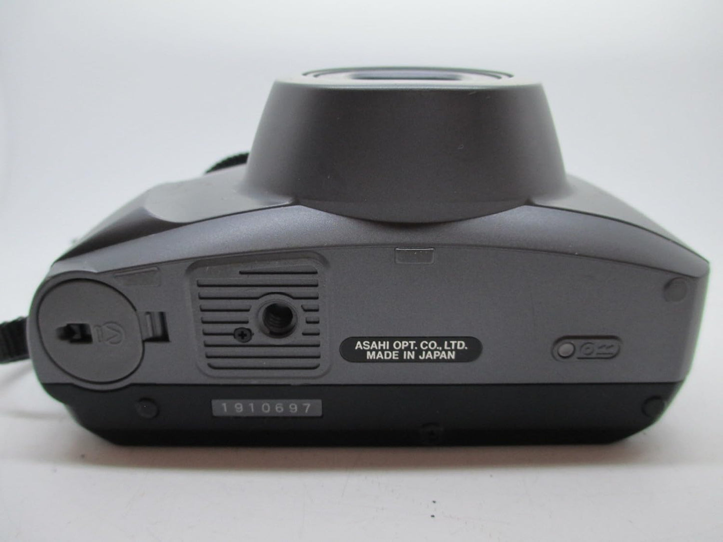 Pentax 10124 IQ Zoom 160 35mm Film Camera