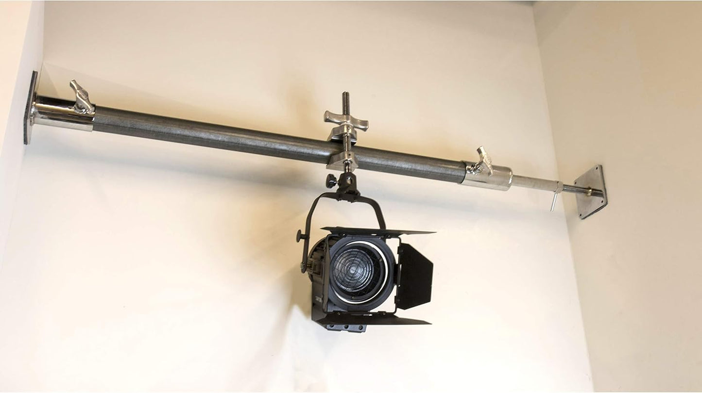 Kupo KG701812 Wall Spreader Set 1-1/2in Pipe