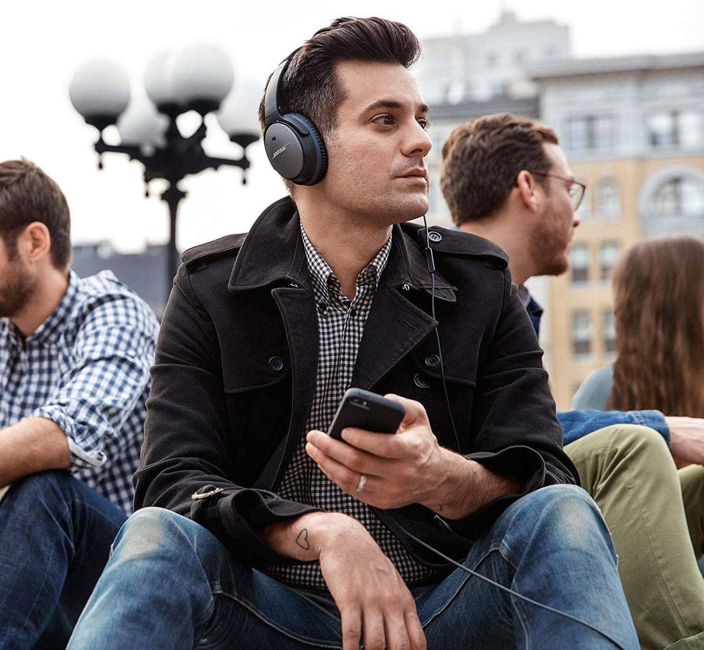 Bose 715053-0010 QuietComfort 25 Noise Cancelling Headphones Renewed