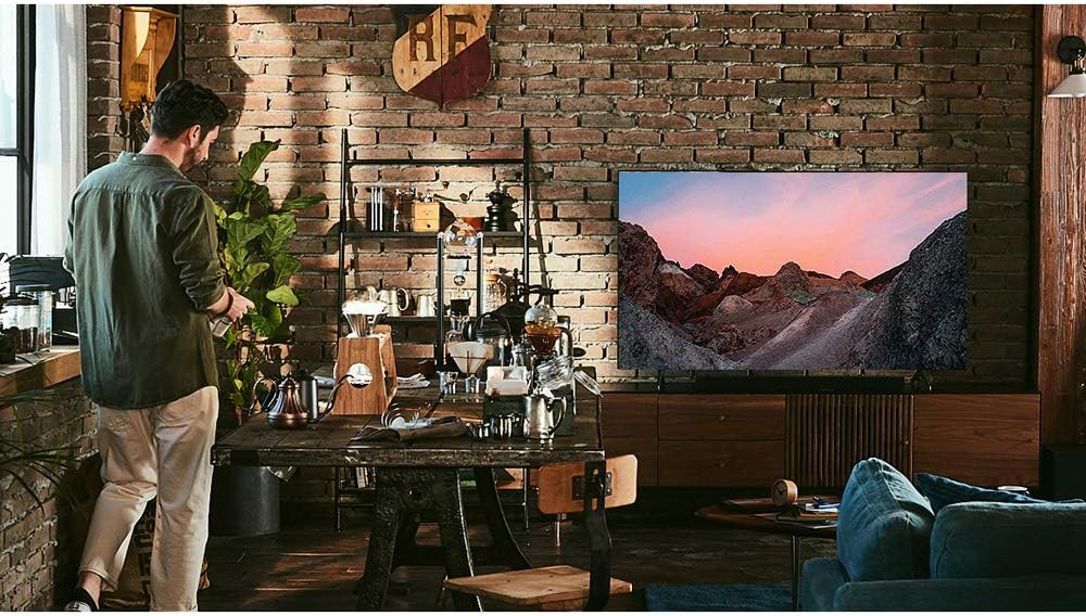 Samsung E6SAMUN82TU7000 82-Inch 4K UHD Smart TV