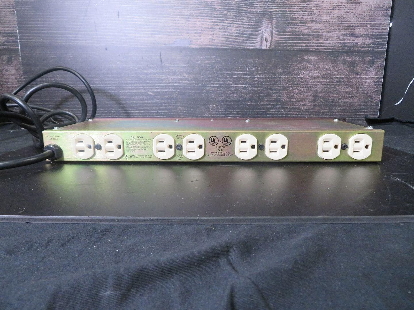 Furman PL-8 Series II Power Conditioner