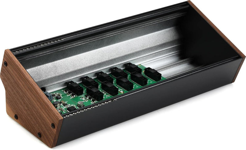 Moog Eurorack 60HP Powered Modular Synthesizer Case — main product image