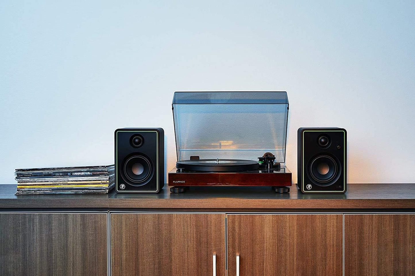 Mackie CR3-XBT 3-inch Multimedia Monitors with Bluetooth