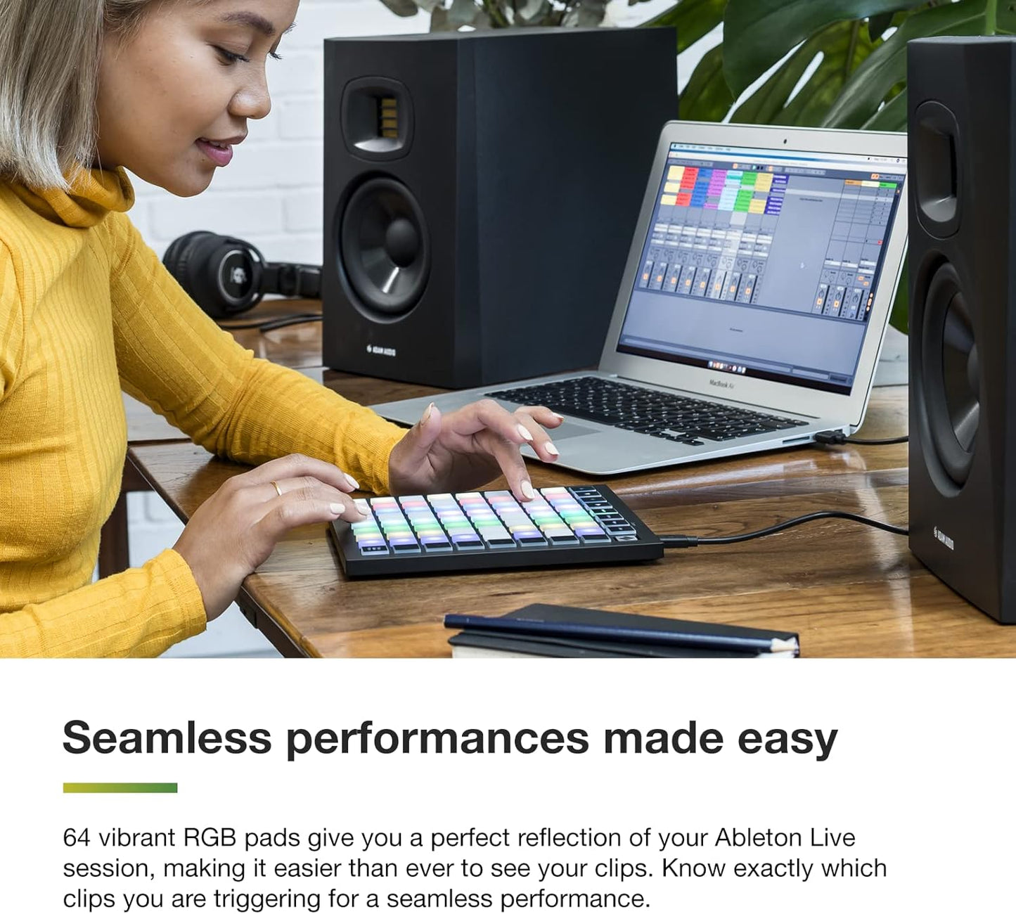 Novation AMS-LAUNCHPAD-MINI-MK3 Launchpad Mini MIDI Controller
