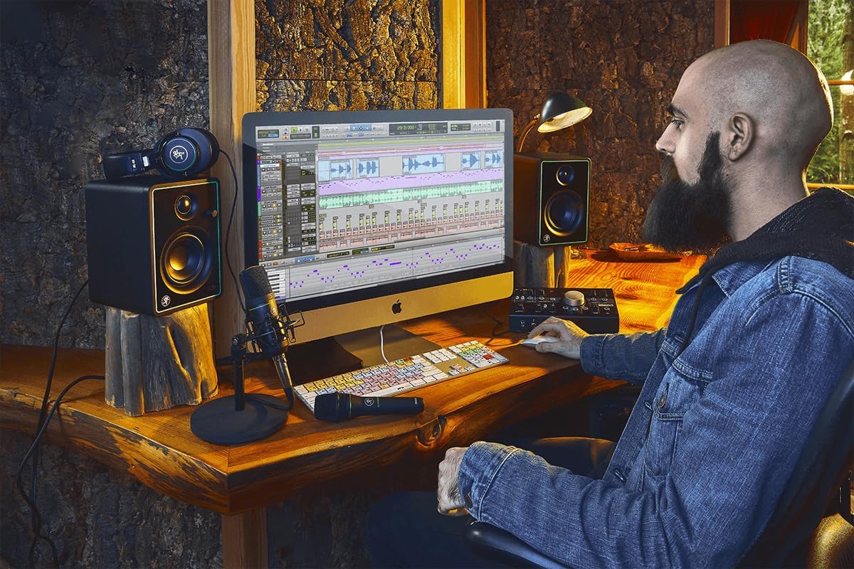 Mackie EM-91C Large-Diaphragm Condenser Studio Microphone