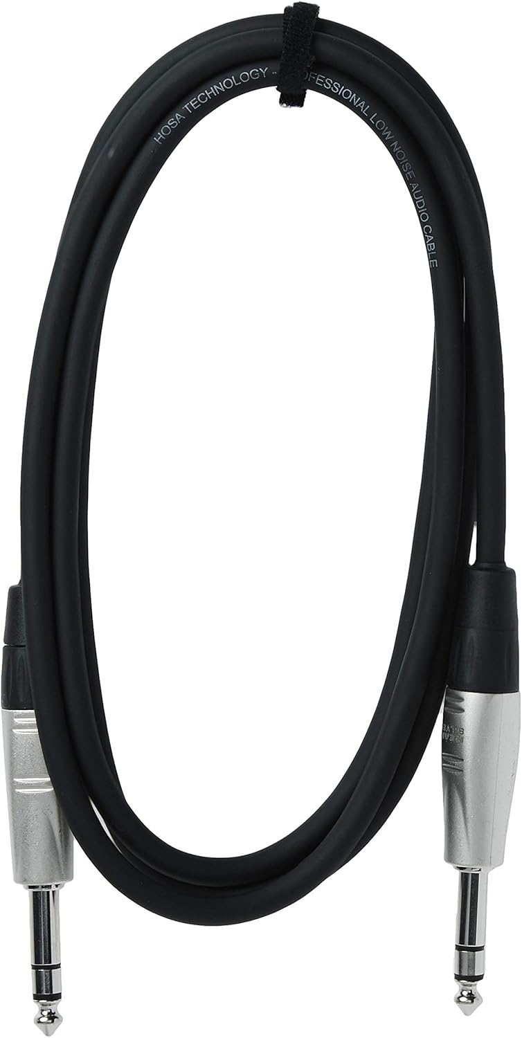 Focusrite Scarlett 4i4 3rd Gen USB Recording Interface Bundle