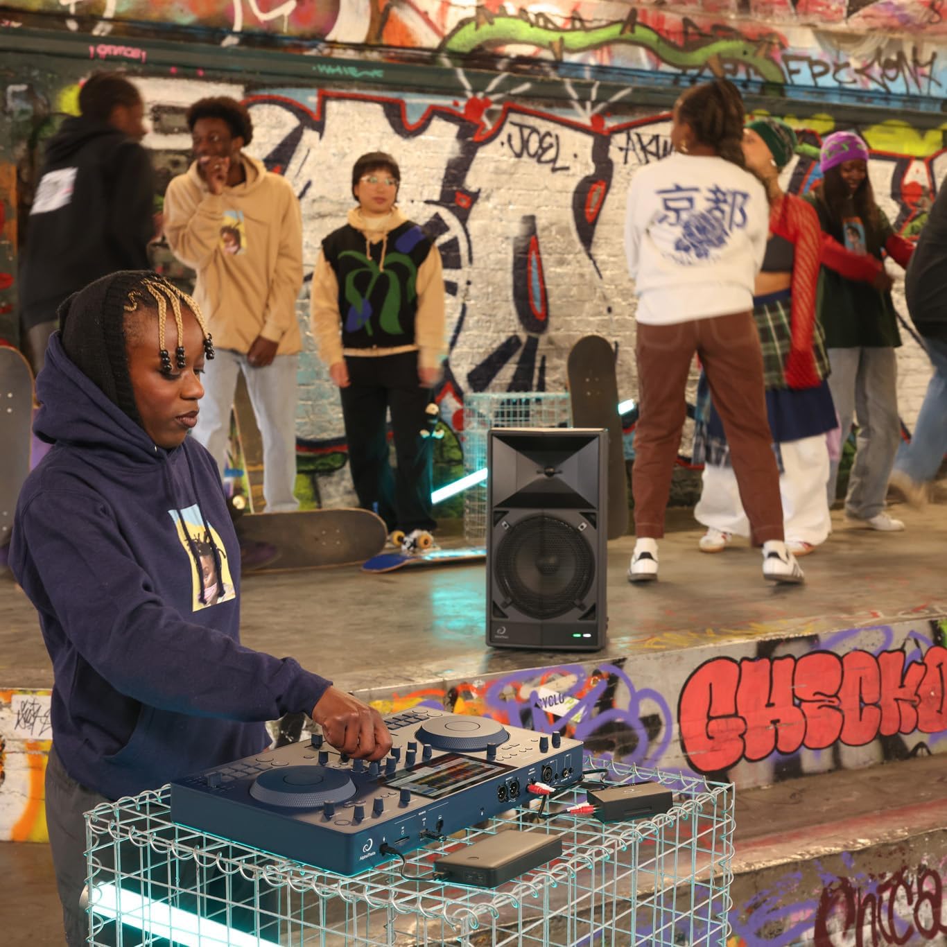 AlphaTheta OMNIS-DUO Portable Battery-Powered DJ Controller