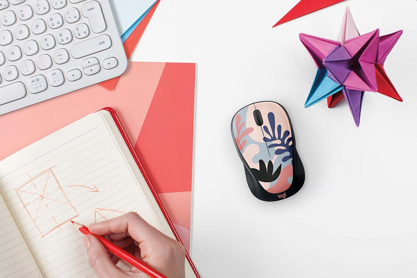 Logitech Compact Wireless Mouse USB Coral Reef (Renewed)