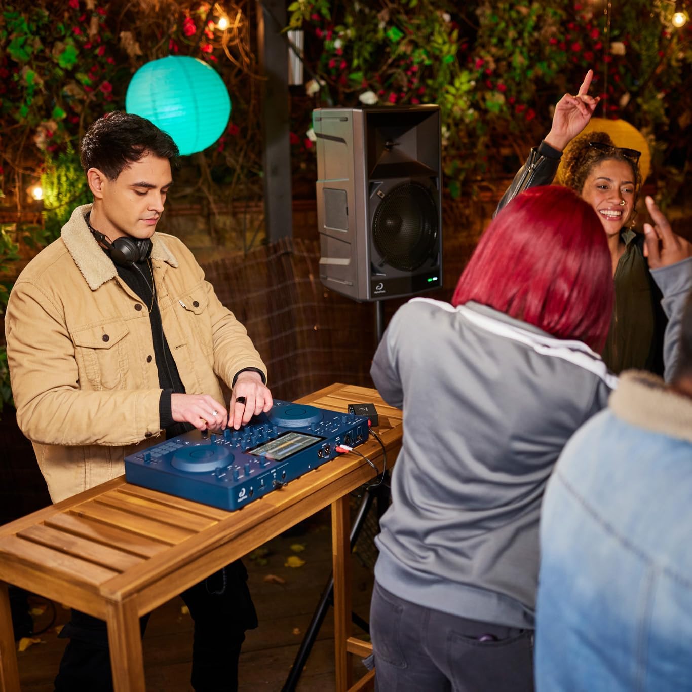 AlphaTheta OMNIS-DUO Portable Battery-Powered DJ Controller