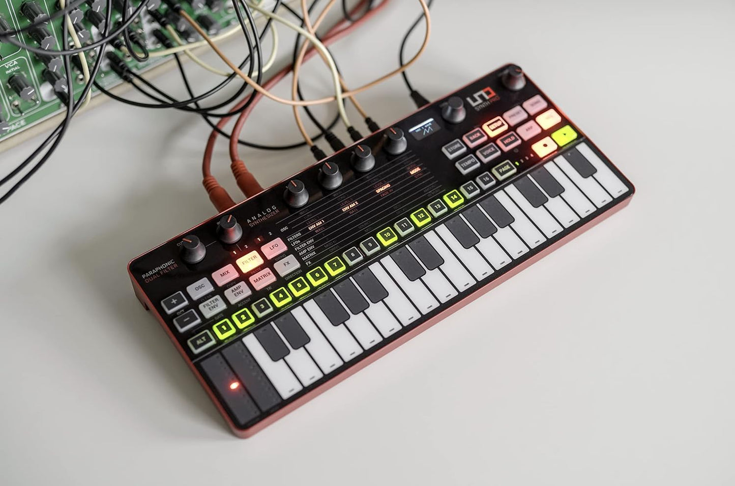 IK Multimedia IKM UNOSYNTHPRODT UNO Synth Pro Desktop Analog Synthesizer
