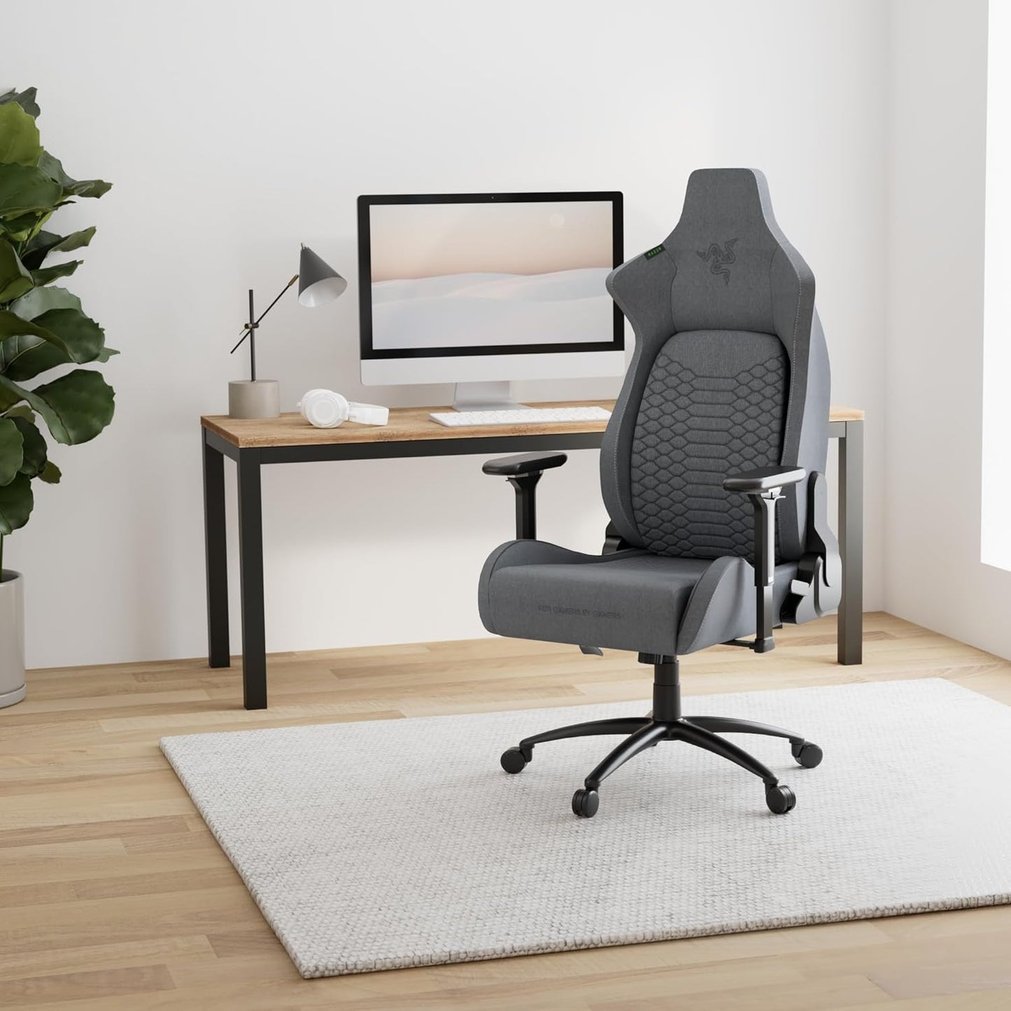Razer RZ38-03950300-R3U1 Iskur XL Fabric Gaming Chair - Dark Gray