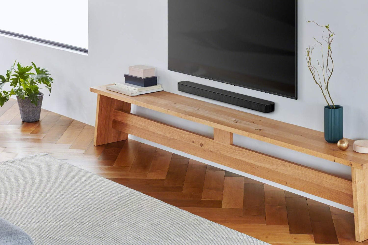 Sony XBR-43X800G 43" 4K Smart TV Soundbar Bundle