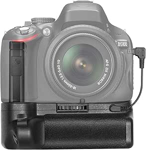 Neewer 40007865 Pro Battery Grip for Nikon D5100 D5200