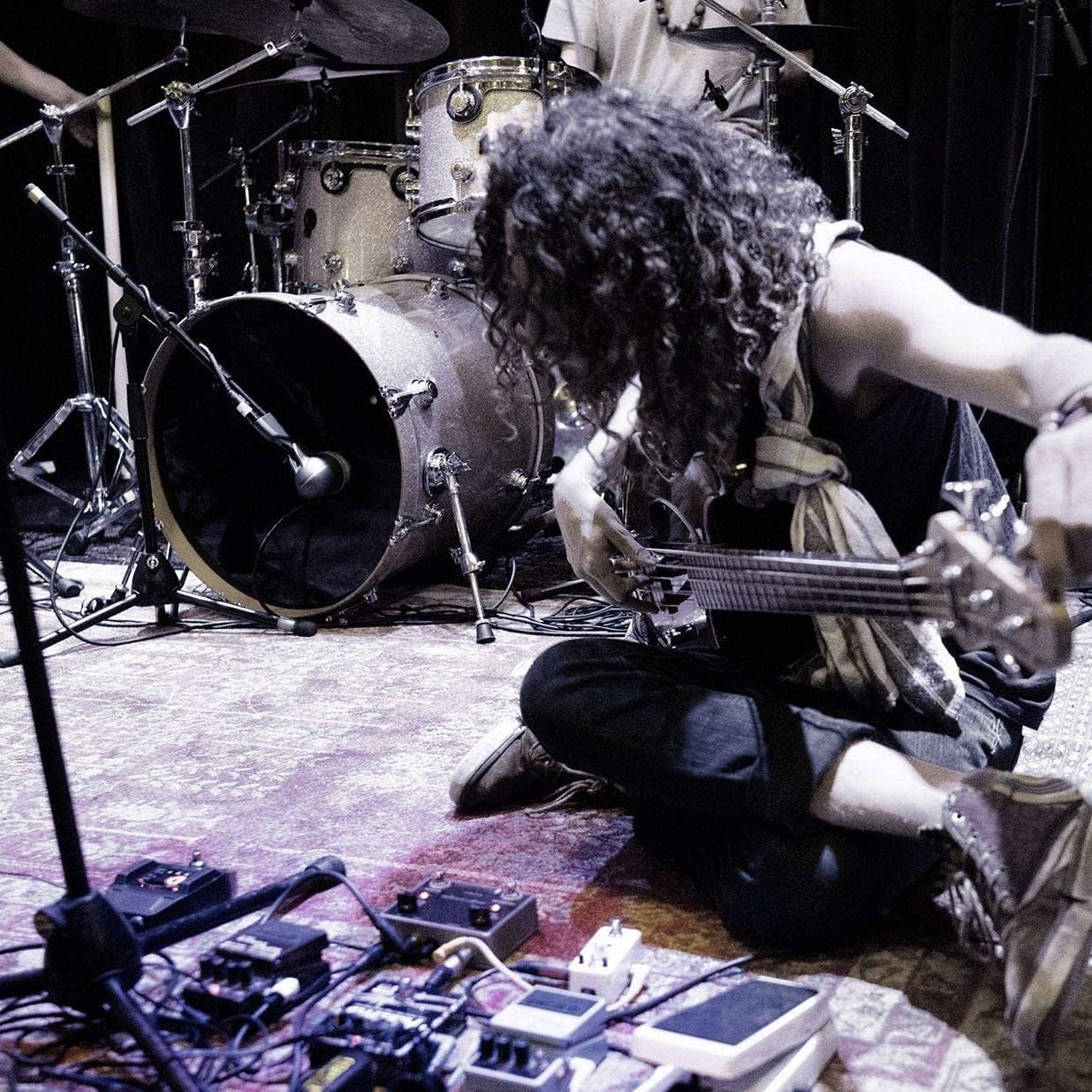 Shure BETA 52A Supercardioid Dynamic Kick Drum Microphone