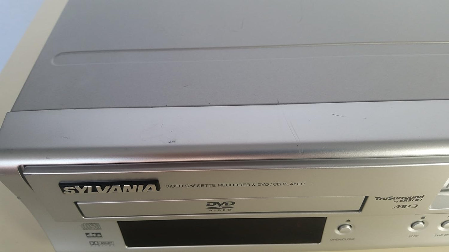 Sylvania SSD800 Dual-Deck DVD/VCR Combo