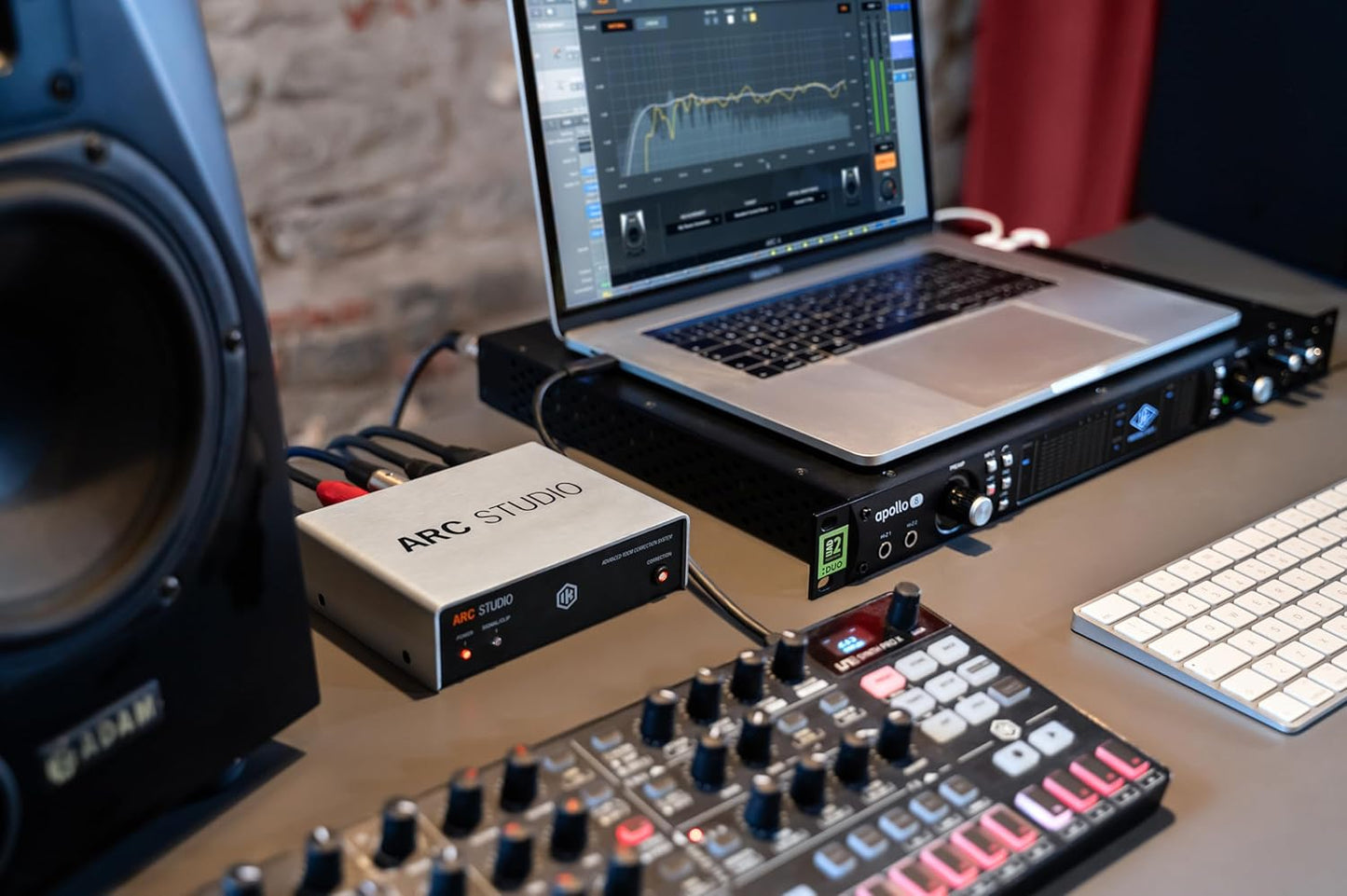 IK Multimedia IP-ARC-STUDIO-IN ARC Studio Room Correction System