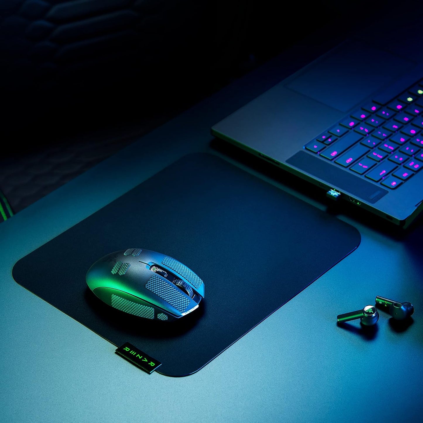 Razer RZ02-03820100-R3U1 Sphex V3 Hard Gaming Mouse Mat