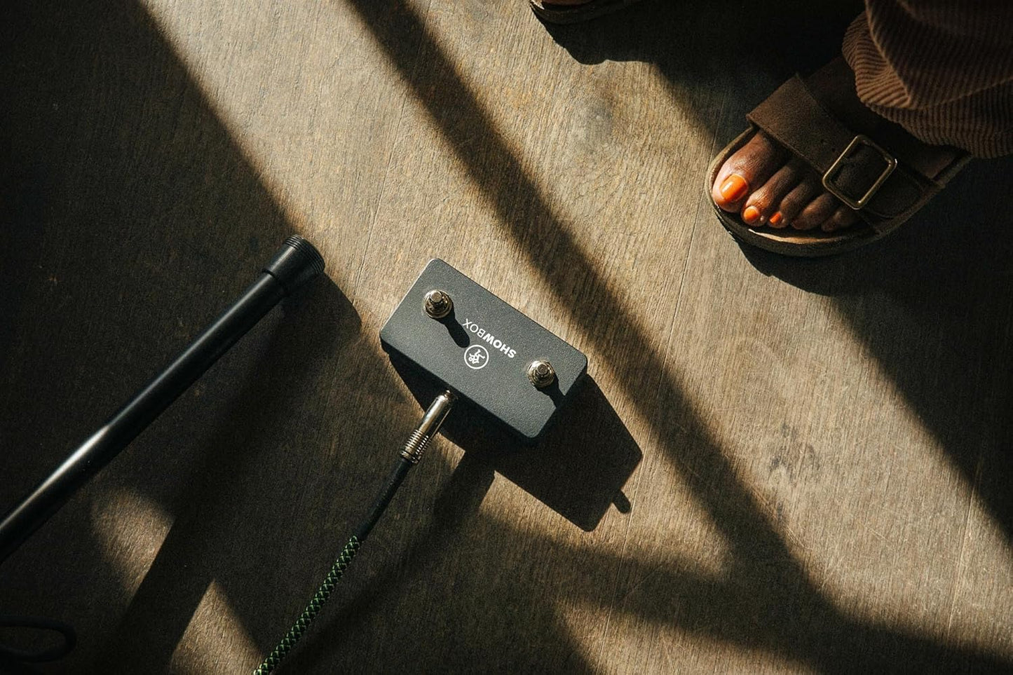 Mackie ShowBox Footswitch Battery-Powered Live Performance Controller