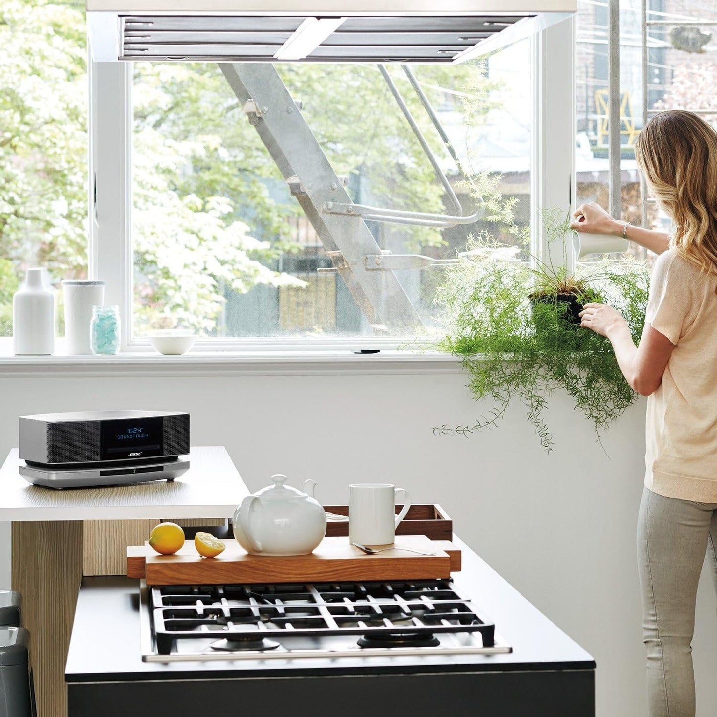 Bose 738031-1310 Wave SoundTouch Music System IV - Platinum Silver