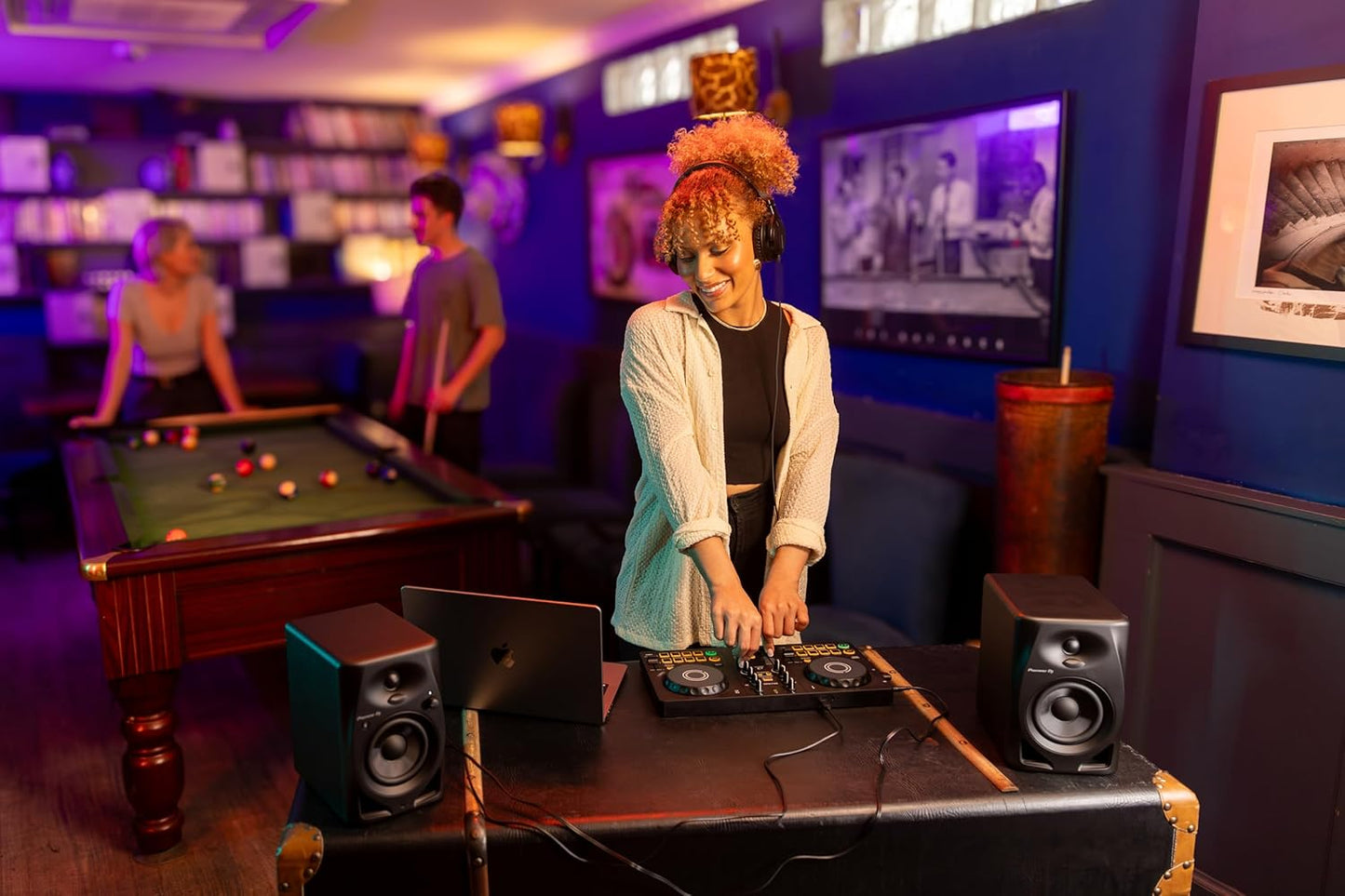 AlphaTheta DDJ-FLX2 Compact 2-Channel DJ Controller