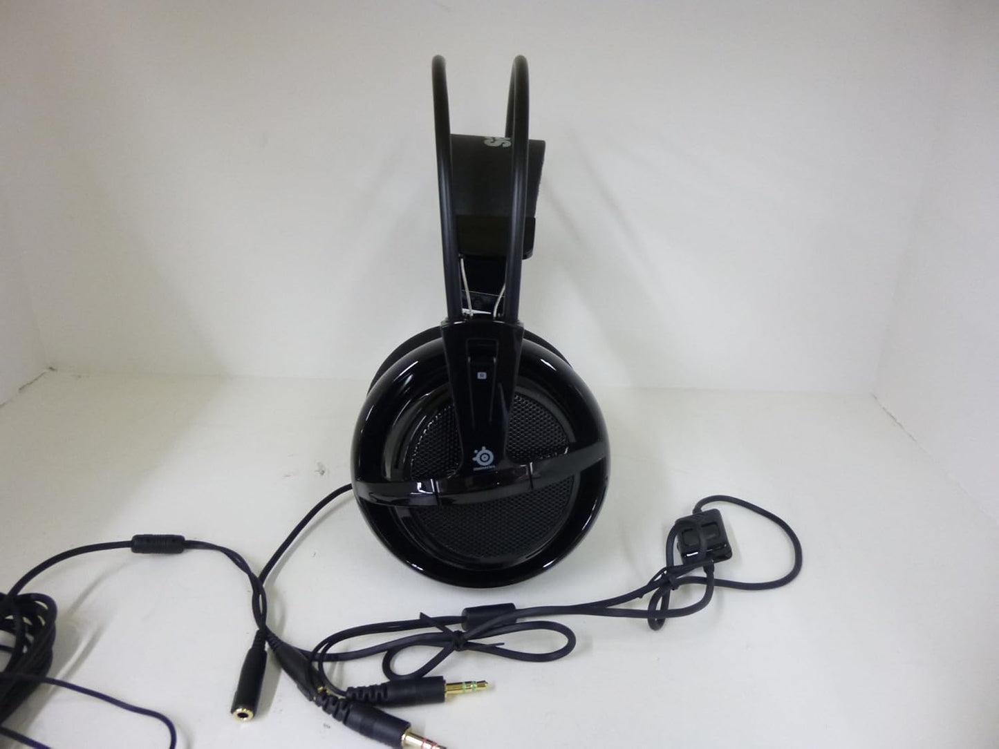 SteelSeries Siberia v2 Gaming Headset - Full-Size, Black, Comfortable