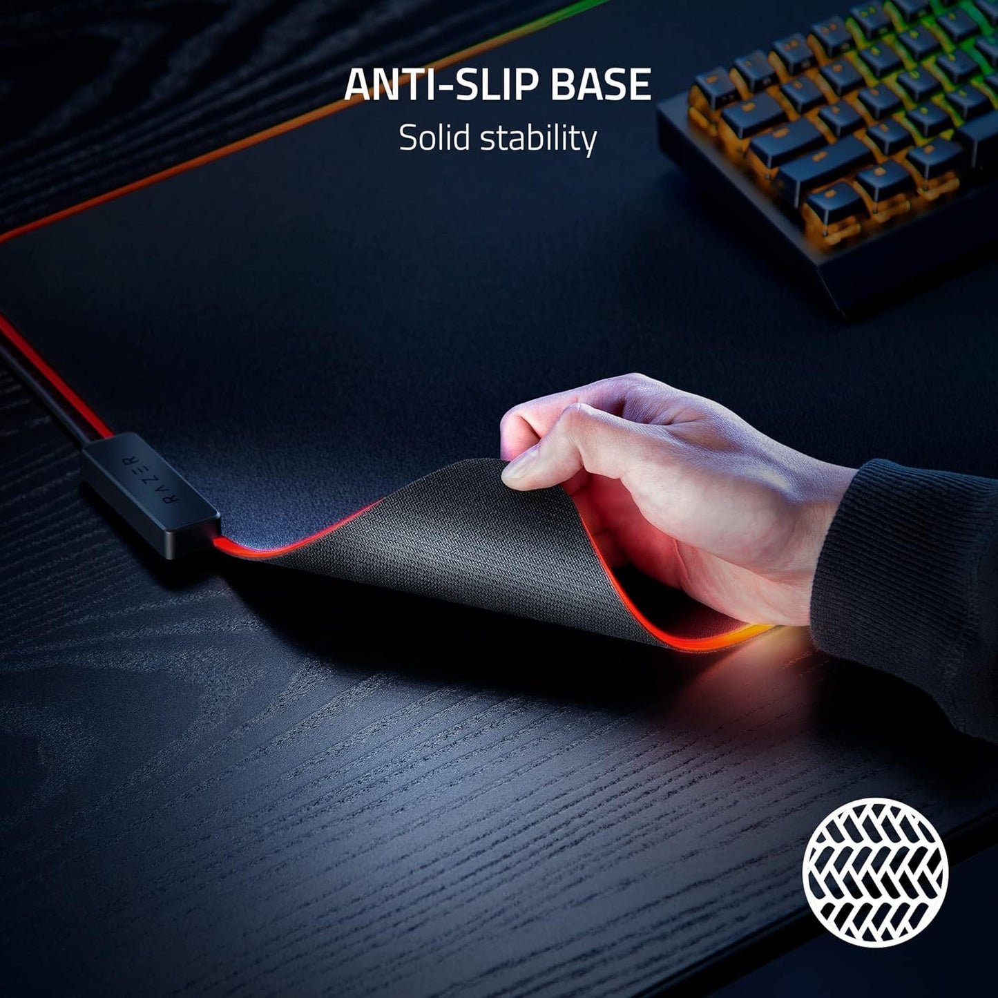 Razer RZ02-04490100-R3U1 Strider Chroma RGB Mouse Mat