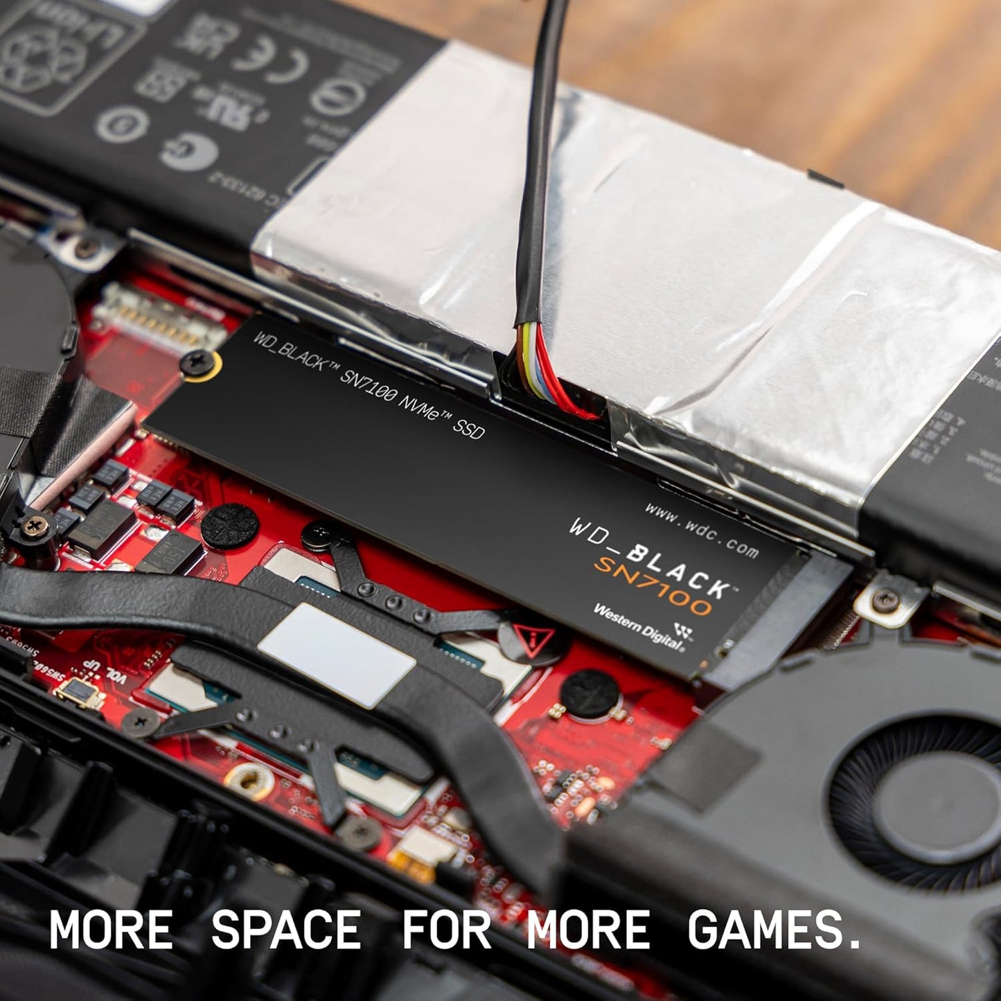 Western Digital WDS100T4X0E WD_BLACK SN7100 1TB NVMe SSD