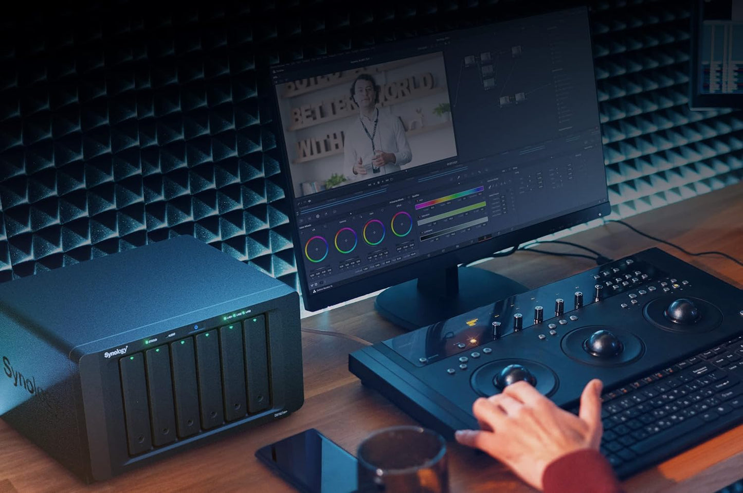 Synology DiskStation DS1621xs+ 6-Bay NAS (Diskless)