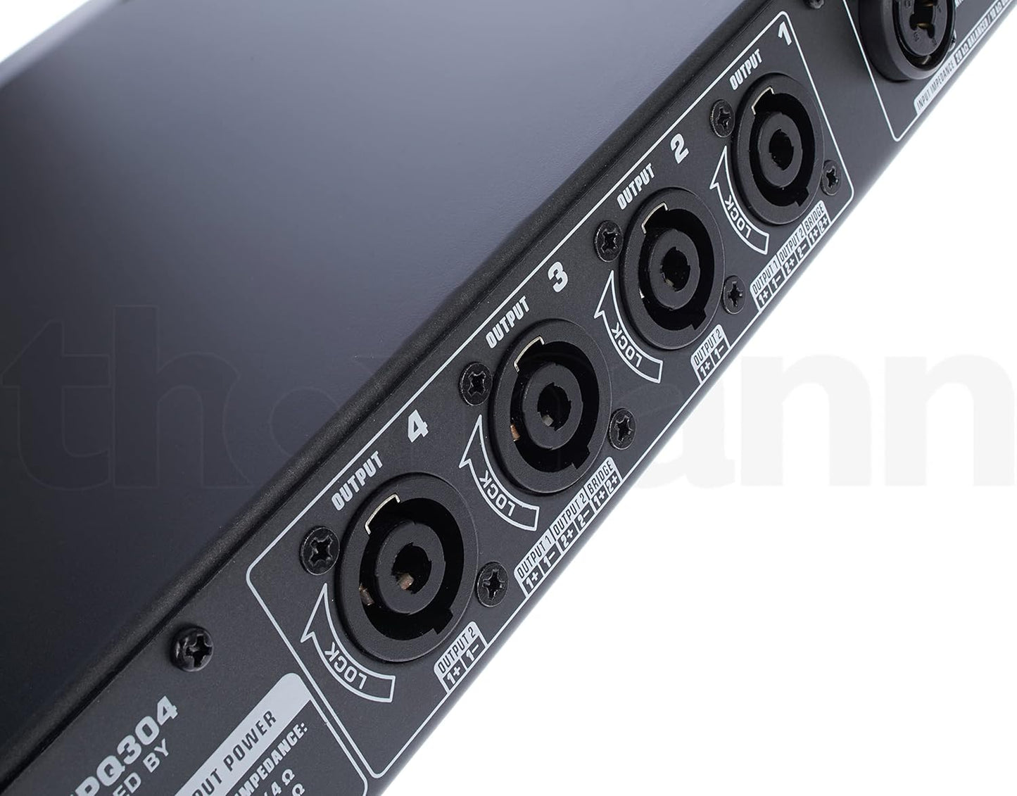 Behringer EPQ304 Europower 4-Channel Power Amplifier